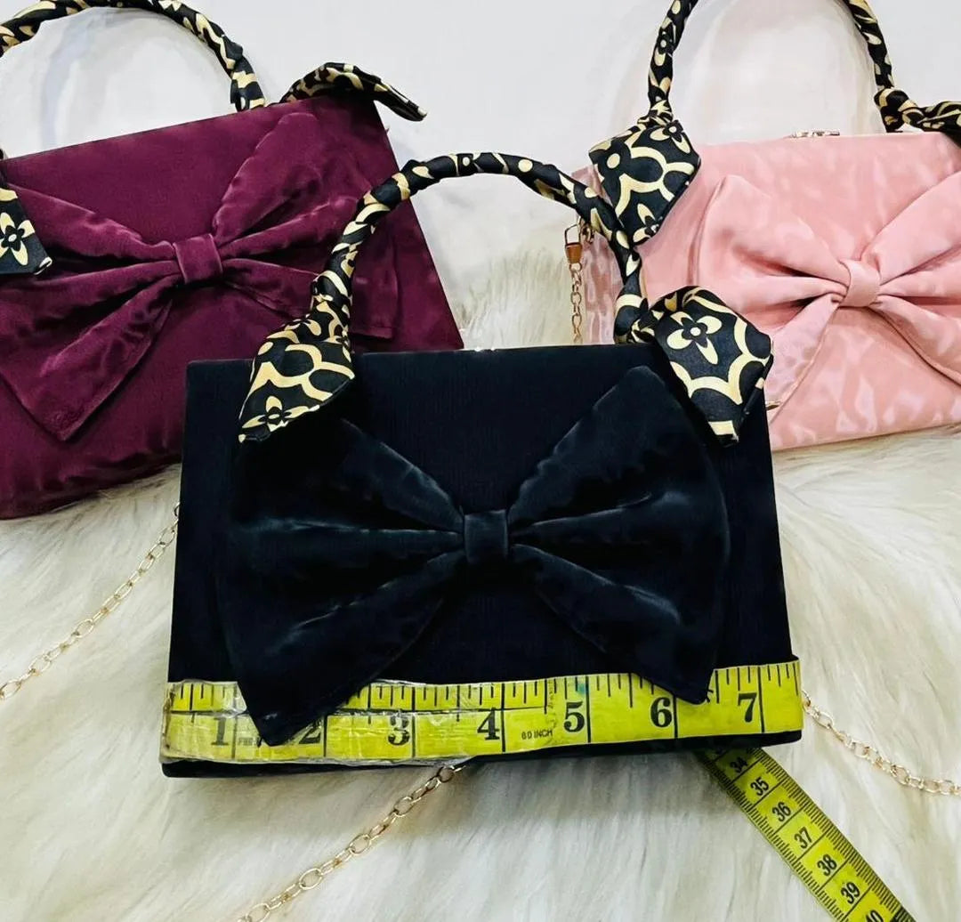 Royal Bow Handbag With Gold Chain Handle
